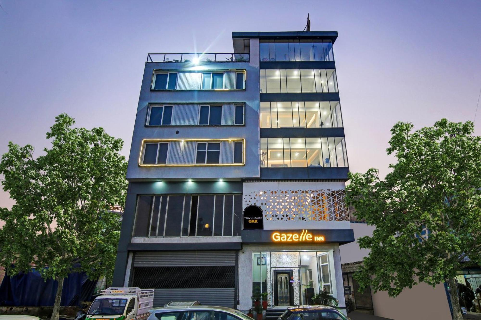 Super Townhouse Geetanjali Inn Гургаон Екстериор снимка