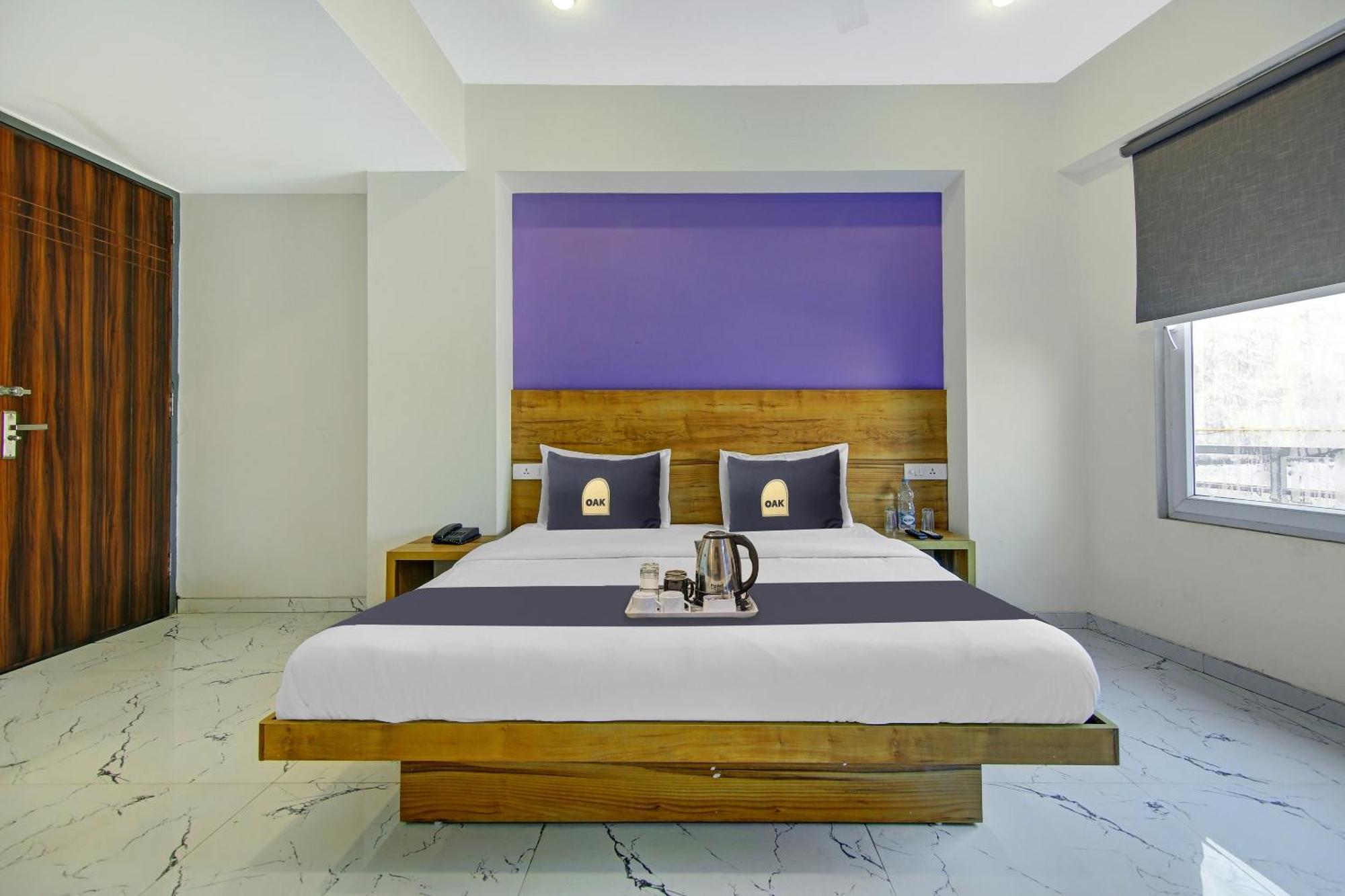 Super Townhouse Geetanjali Inn Гургаон Екстериор снимка